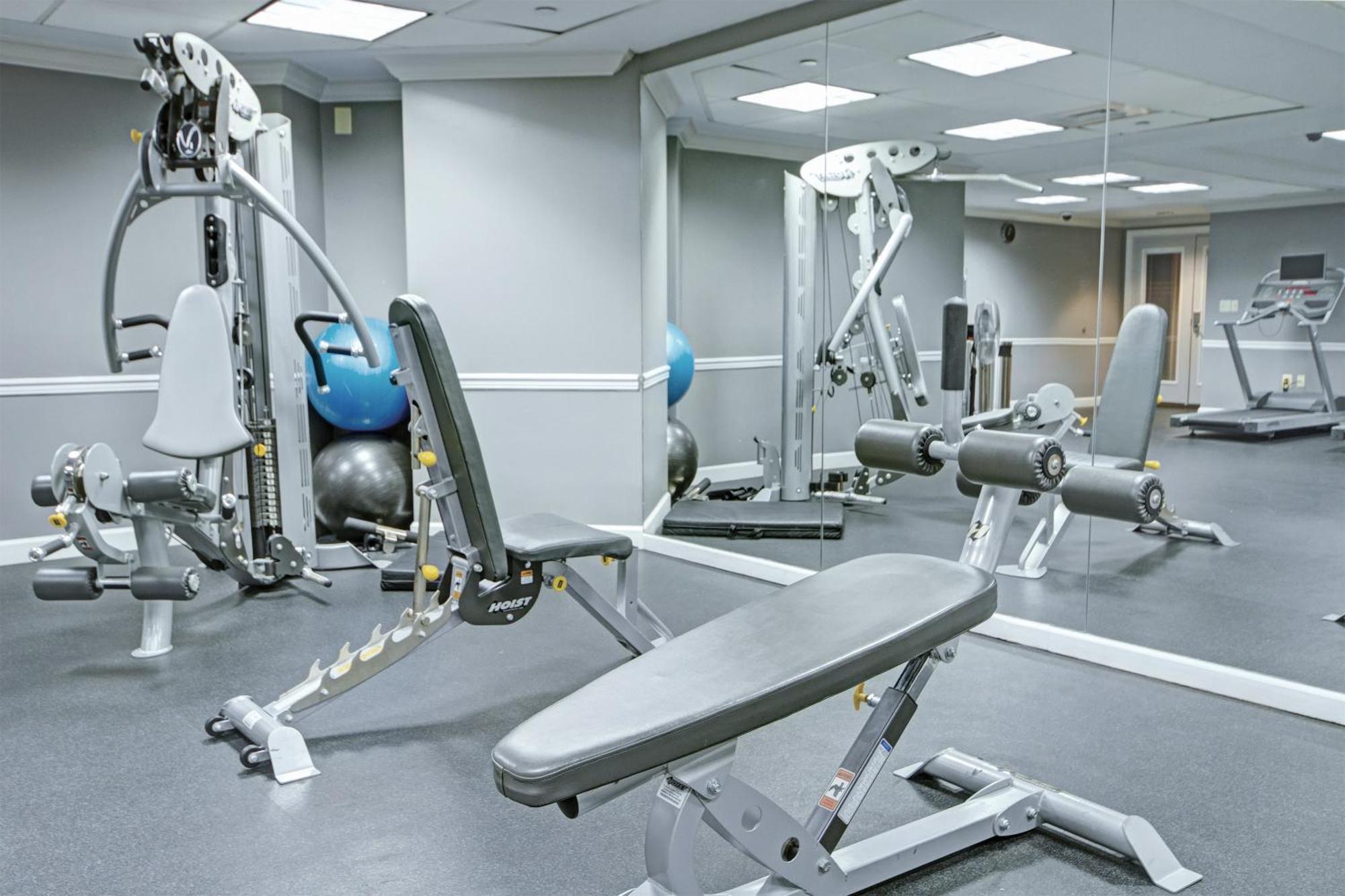Club Wyndham Old Town Alexandria Hotel Bagian luar foto
