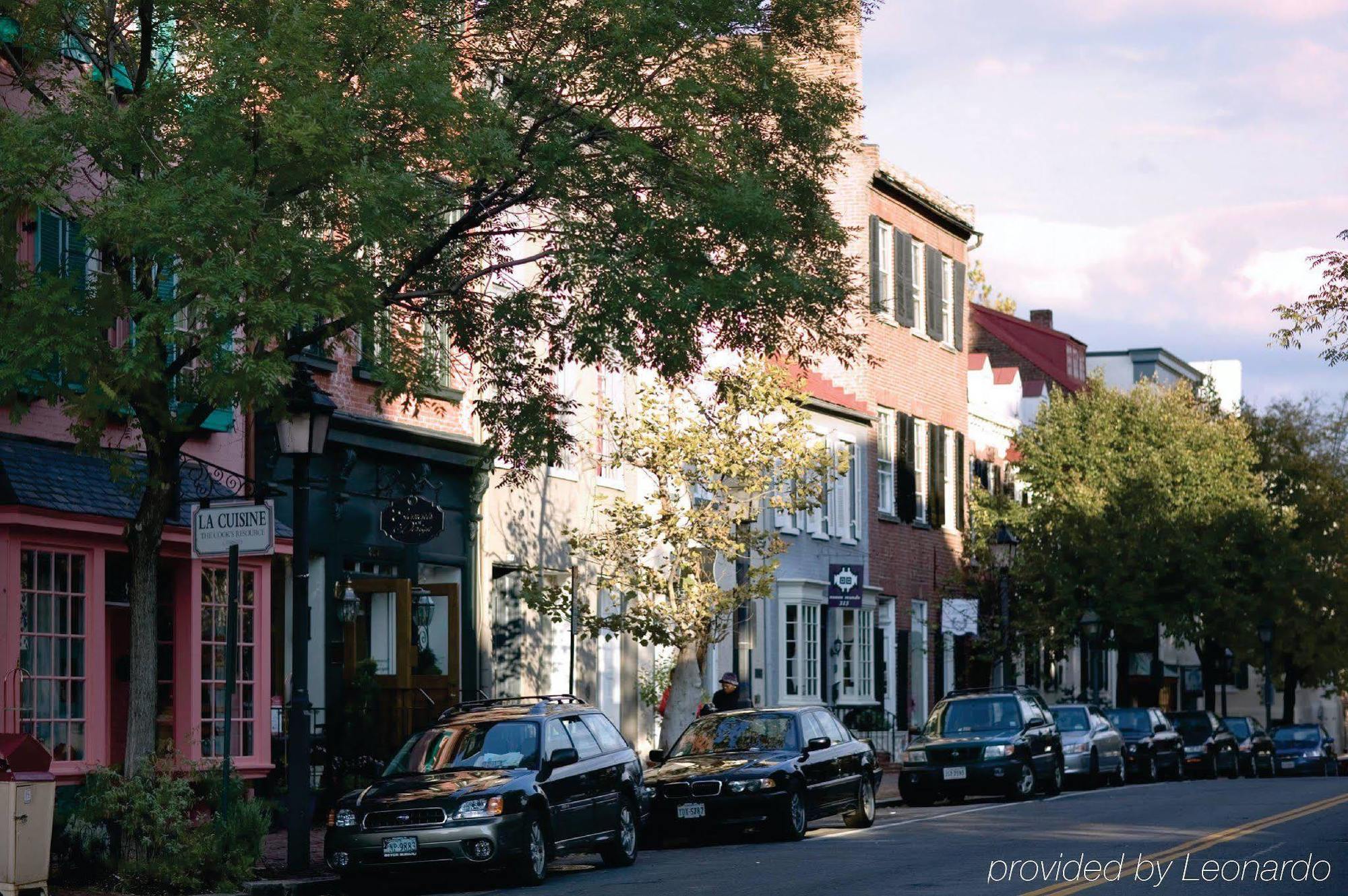 Club Wyndham Old Town Alexandria Hotel Bagian luar foto